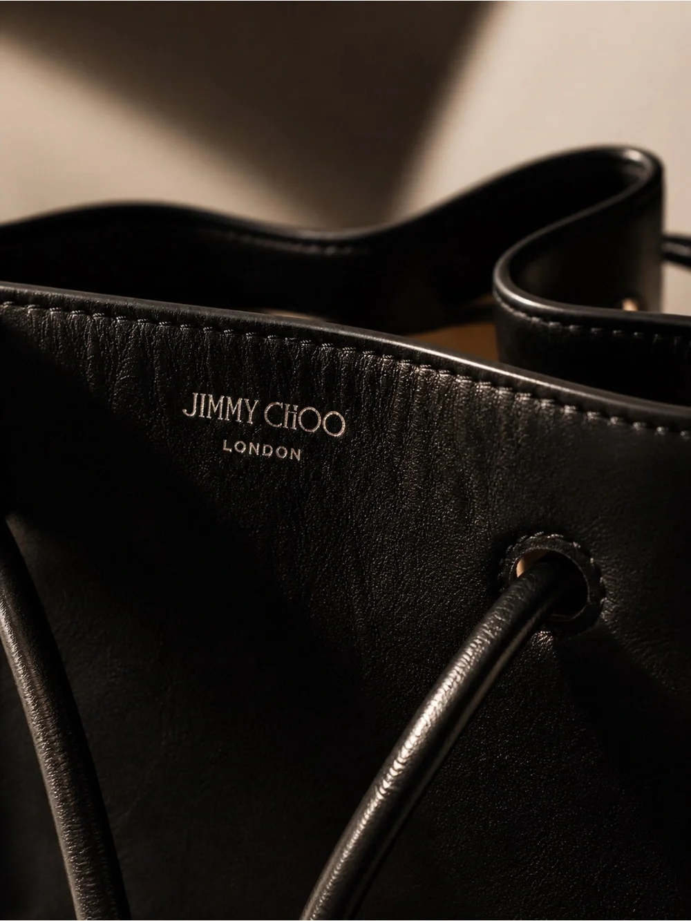 Jimmy Choo Cinch L Black Calf Leather Bucket Bag NWT Full Set